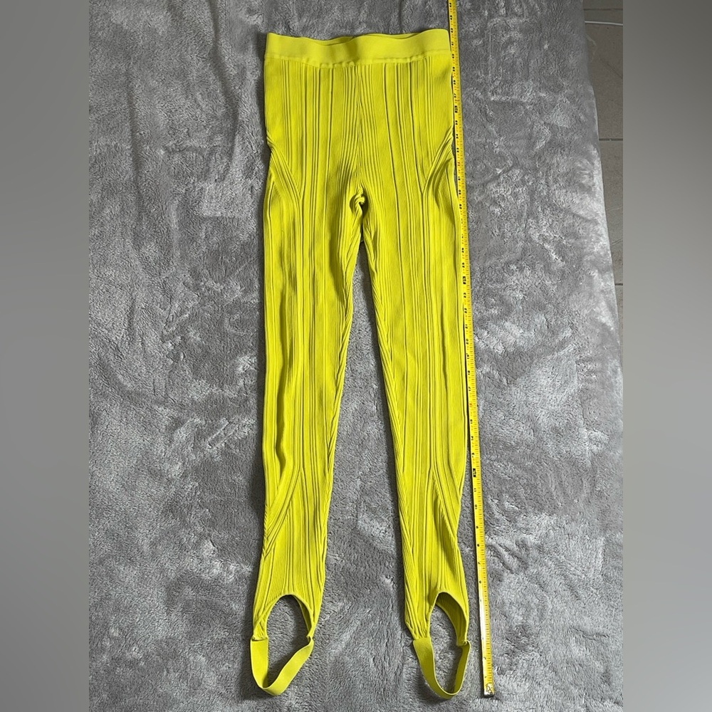 Herve Leger Neon Yellow Ribbed Pants Womens leggings w/ foot straps size Medium